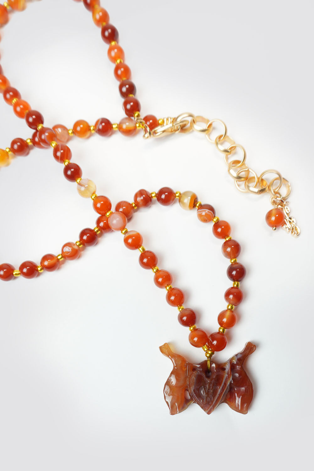 Collier Lapin Mystique en Agate Cornaline